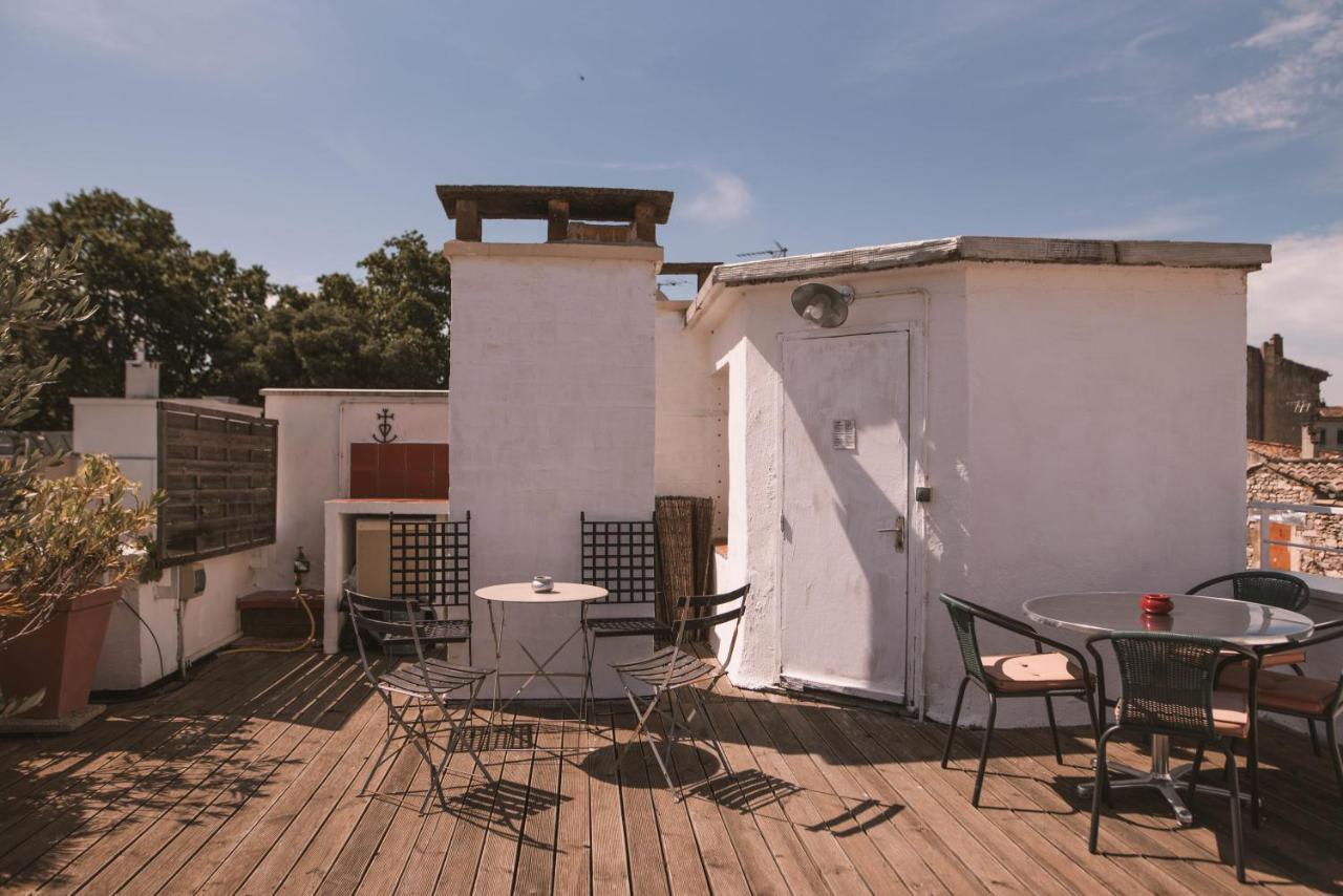 Chez Pepito & Zaza Hypercentre Rooftop Garage Nîmes Exteriör bild